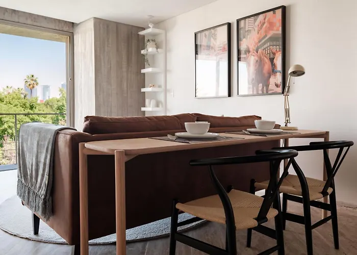 Par 608 Apartment