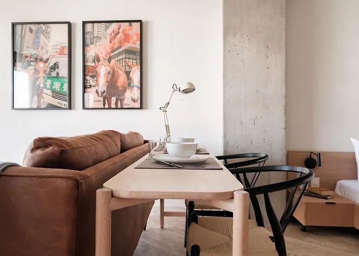 Par 608 Apartment *
