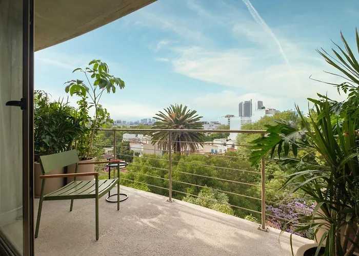 Par 608 Apartment