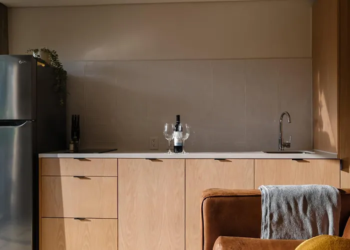 Par 608 Apartment
