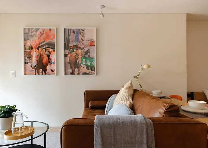 Par 608 Apartment *