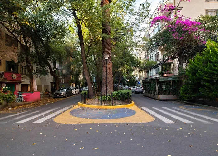 Par 608 Apartment